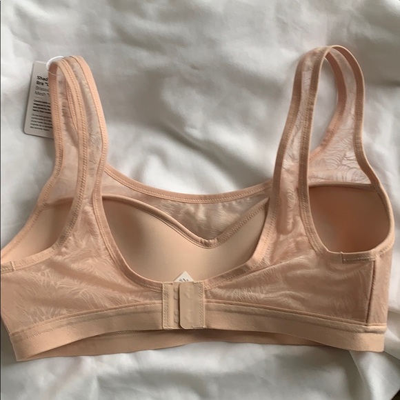 Moving Sale - Lululemon soft mesh bra Small - Picture 2 of 2